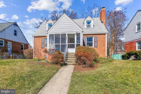 1711 Cody Dr, Silver Spring, MD 20902