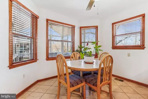 1711 Cody Dr, Silver Spring, MD 20902 photo 18
