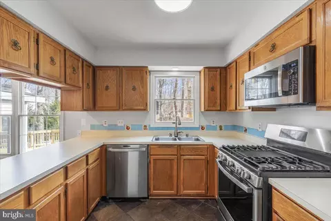 12417 Olivewood Pl, Silver Spring, MD 20904 photo 13