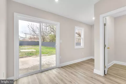 Entry Way - 11901 Dalewood Dr, Silver Spring, MD 20902 photo 2 of 2