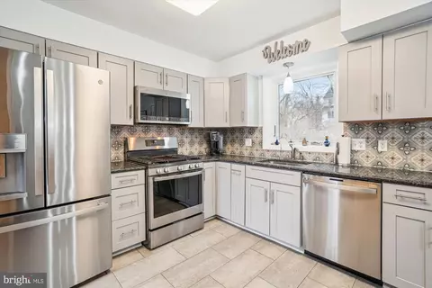 1109 Kathryn Rd, Silver Spring, MD 20904 photo 3