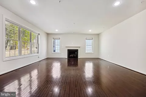 Living - 13716 Night Sky Dr, Silver Spring, MD 20906 photo 8 of 8