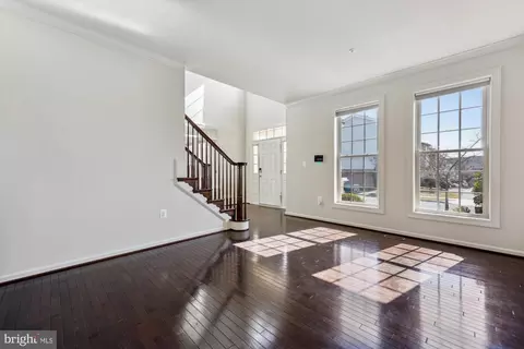 Living - 13716 Night Sky Dr, Silver Spring, MD 20906 photo 2 of 8