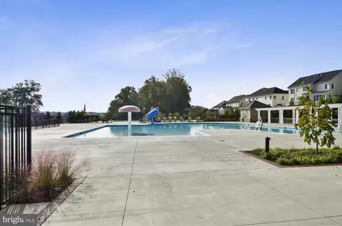 Exterior - 13716 Night Sky Dr, Silver Spring, MD 20906 photo 13 of 14
