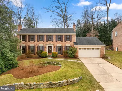 8812 Harness Trl, Potomac, MD 20854