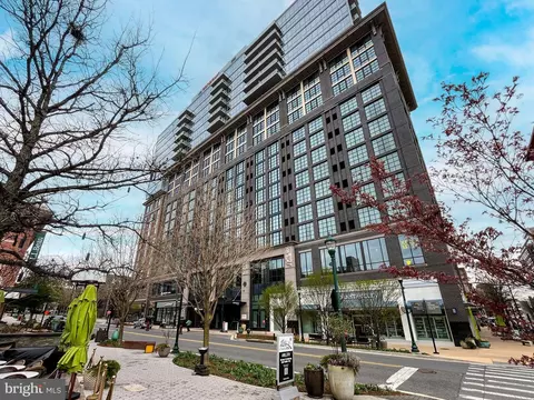 930 Rose Ave #1701, Rockville, MD 20852