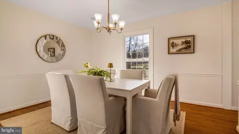 Dining - 2303 Chilham Pl, Potomac, MD 20854 photo 1 of 6