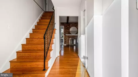 Entry Way - 2303 Chilham Pl, Potomac, MD 20854 photo 1 of 11