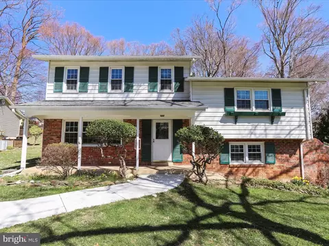 13605 Crispin Way, Rockville, MD 20853