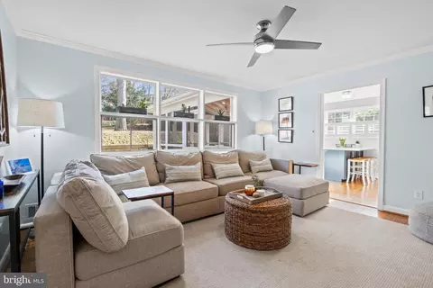 314 Williamsburg Dr, Silver Spring, MD 20901 photo 9