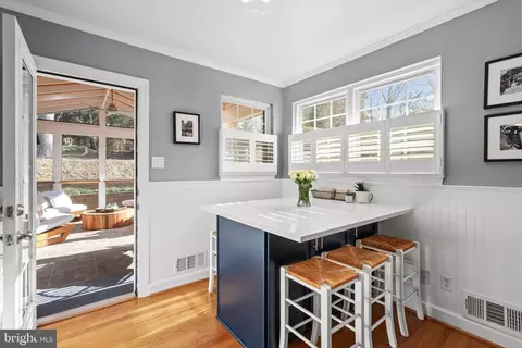 314 Williamsburg Dr, Silver Spring, MD 20901 photo 12