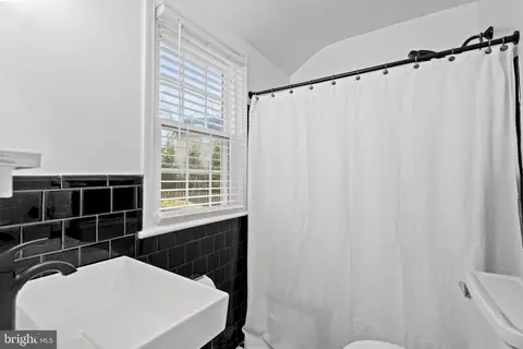 314 Williamsburg Dr, Silver Spring, MD 20901 photo 25