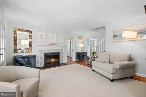 314 Williamsburg Dr, Silver Spring, MD 20901 photo 5
