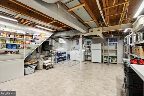 314 Williamsburg Dr, Silver Spring, MD 20901 photo 36