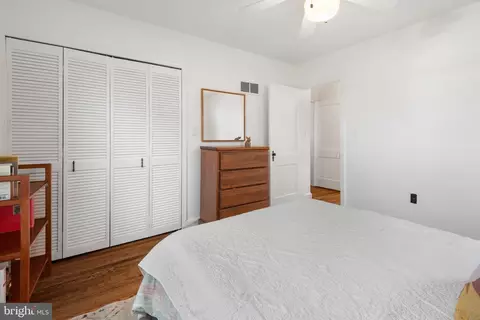 Bedroom - 9112 Walden Rd, Silver Spring, MD 20901 photo 6 of 8