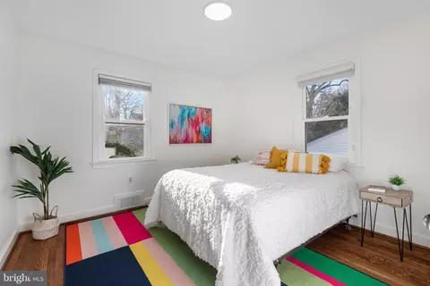 Bedroom - 9112 Walden Rd, Silver Spring, MD 20901 photo 3 of 8