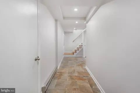 Entry Way - 9112 Walden Rd, Silver Spring, MD 20901 photo 6 of 6