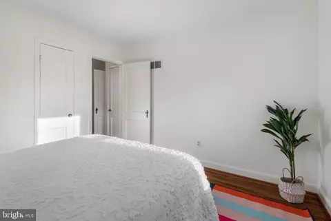 Bedroom - 9112 Walden Rd, Silver Spring, MD 20901 photo 4 of 8