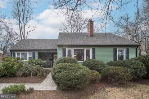 9112 Walden Rd, Silver Spring, MD 20901