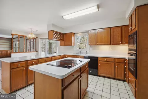 14992 Dufief, North Potomac, MD 20878 photo 22