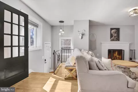 Entry Way - 10110 Brunett Ave, Silver Spring, MD 20901 photo 1 of 3