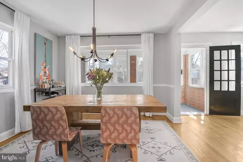 Dining - 10110 Brunett Ave, Silver Spring, MD 20901 photo 2 of 2