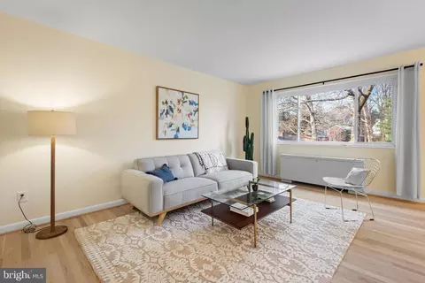 95 E Wayne Ave #404, Silver Spring, MD 20901