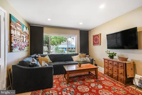 2308 Peggy Ln, Silver Spring, MD 20910 photo 24