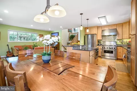 2308 Peggy Ln, Silver Spring, MD 20910 photo 9