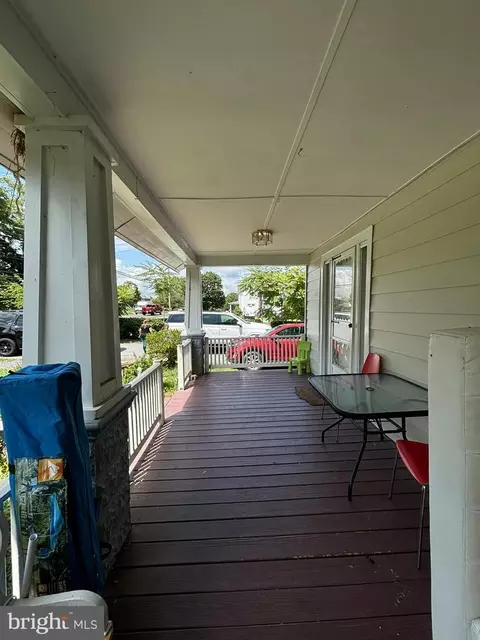 Exterior - 27319 Ridge Rd, Damascus, MD 20872 photo 7 of 11