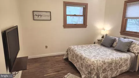 Bedroom - 1002 Laredo Rd, Silver Spring, MD 20901 photo 9 of 10
