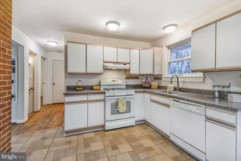 Kitchen - 1002 Laredo Rd, Silver Spring, MD 20901 photo 1 of 1