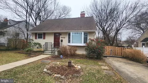 Exterior - 1002 Laredo Rd, Silver Spring, MD 20901 photo 20 of 21