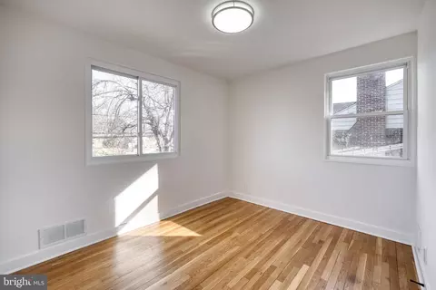 Bedroom - 12214 Connecticut Ave, Silver Spring, MD 20902 photo 4 of 4
