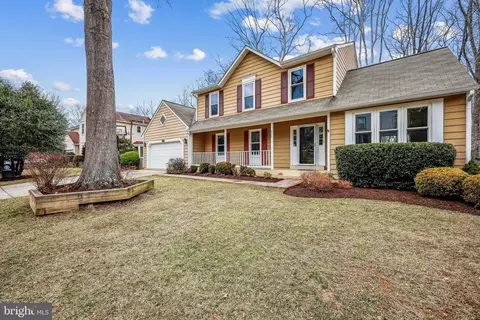 611 Somersworth Way, Silver Spring, MD 20902 photo 2