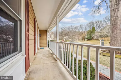 611 Somersworth Way, Silver Spring, MD 20902 photo 5