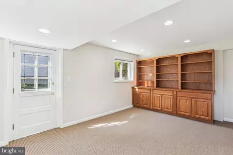 9 Fulham Ct, Silver Spring, MD 20902 photo 35