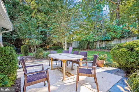 9 Fulham Ct, Silver Spring, MD 20902 photo 10