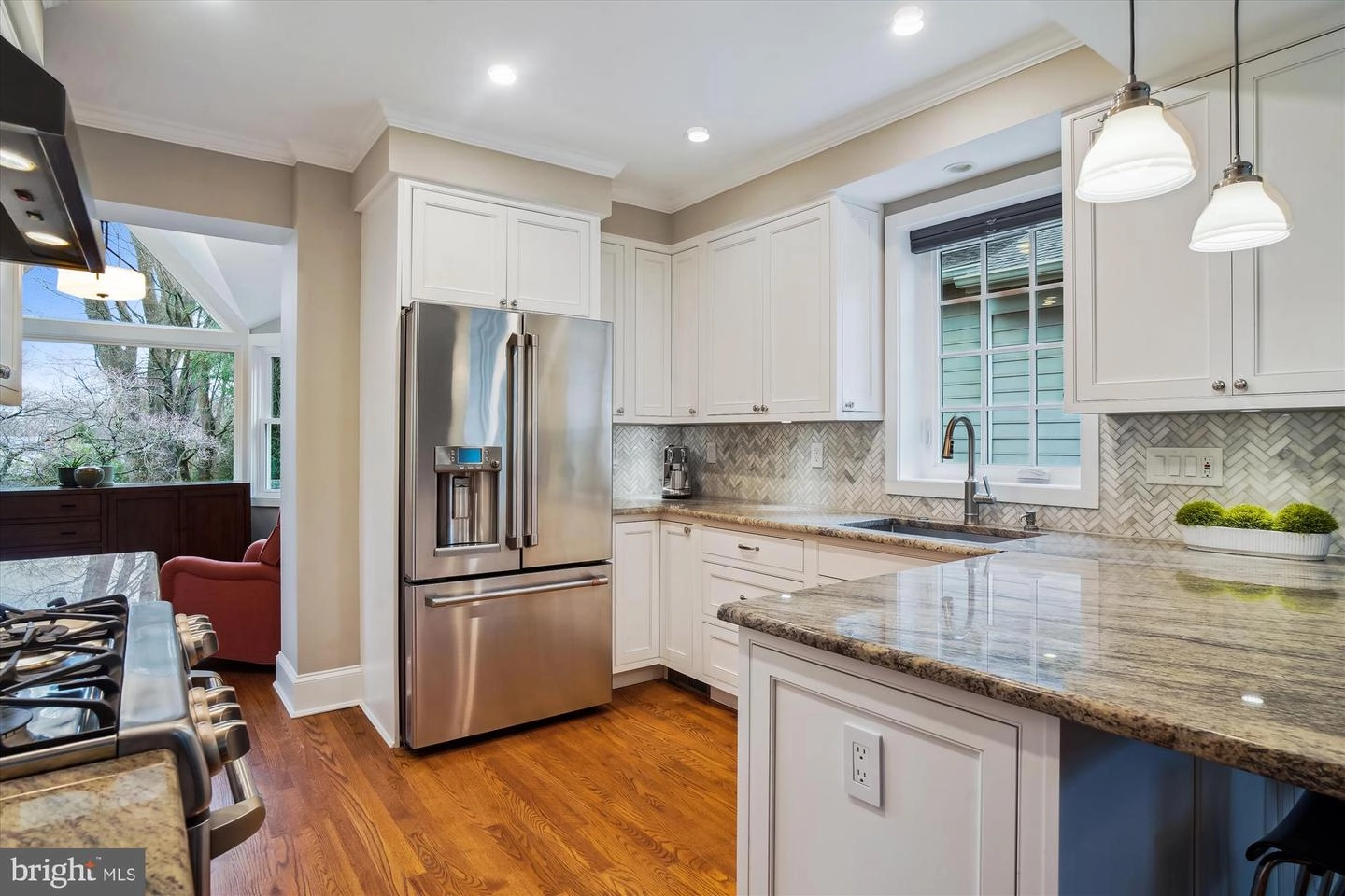 1500 Highland Dr, Silver Spring, MD 20910 photo 11