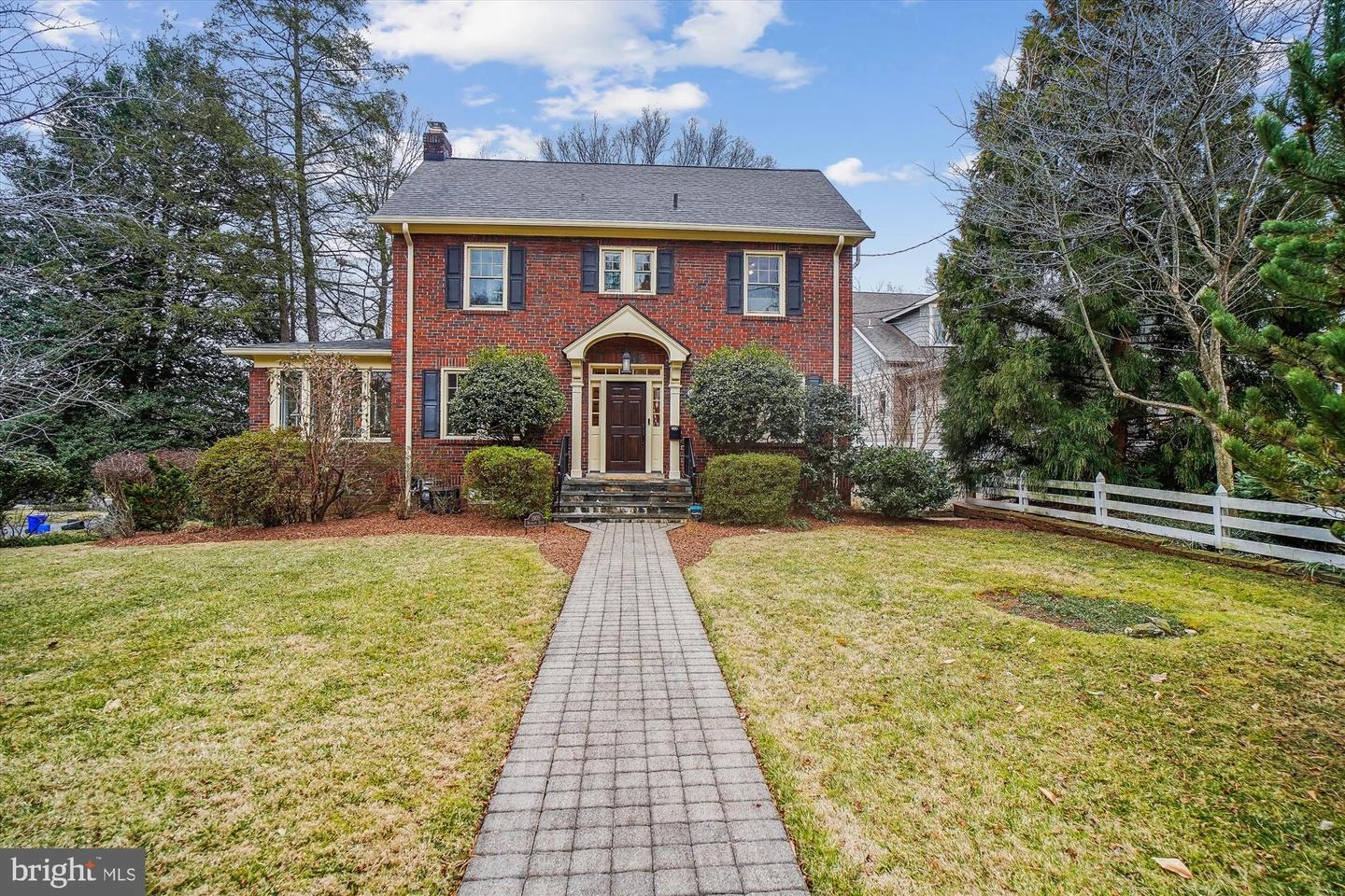 1500 Highland Dr, Silver Spring, MD 20910 photo 1