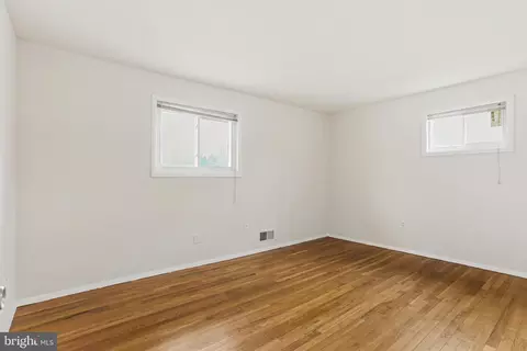 1015 Downs Dr, Silver Spring, MD 20904 photo 11