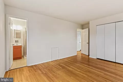 1015 Downs Dr, Silver Spring, MD 20904 photo 14