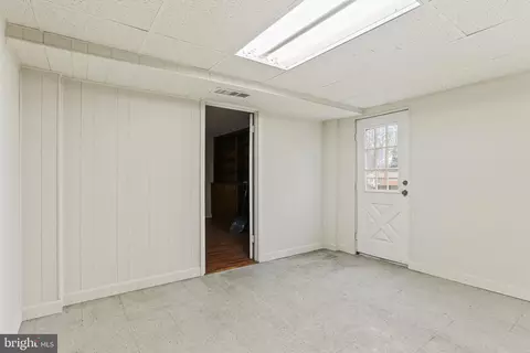 1015 Downs Dr, Silver Spring, MD 20904 photo 27