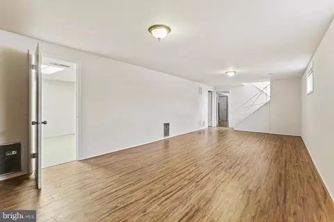 1015 Downs Dr, Silver Spring, MD 20904 photo 23