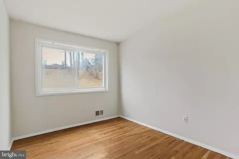 1015 Downs Dr, Silver Spring, MD 20904 photo 20