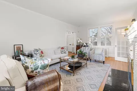1004 Woodside Pkwy, Silver Spring, MD 20910 photo 11