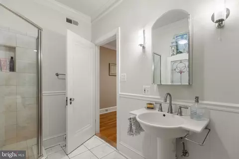 1004 Woodside Pkwy, Silver Spring, MD 20910 photo 26