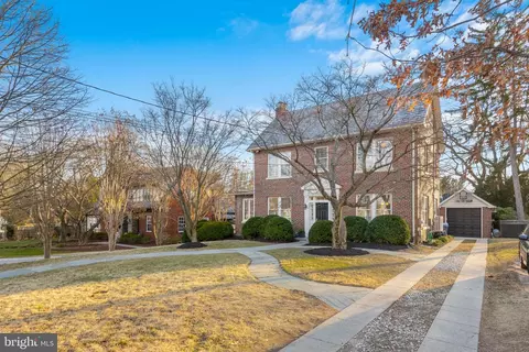 1004 Woodside Pkwy, Silver Spring, MD 20910 photo 4