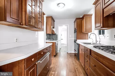 Kitchen - 9202 Worth Ave, Silver Spring, MD 20901 photo 1 of 2