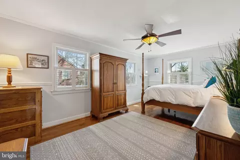 Bedroom - 2011 Lanier Dr, Silver Spring, MD 20910 photo 1 of 5